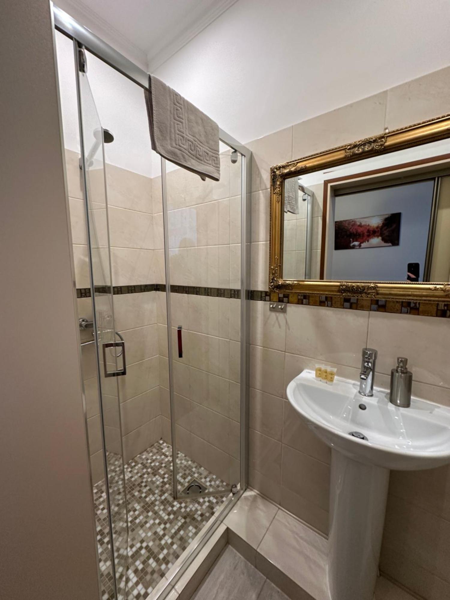 Nika Apart Hotel Riga Dış mekan fotoğraf